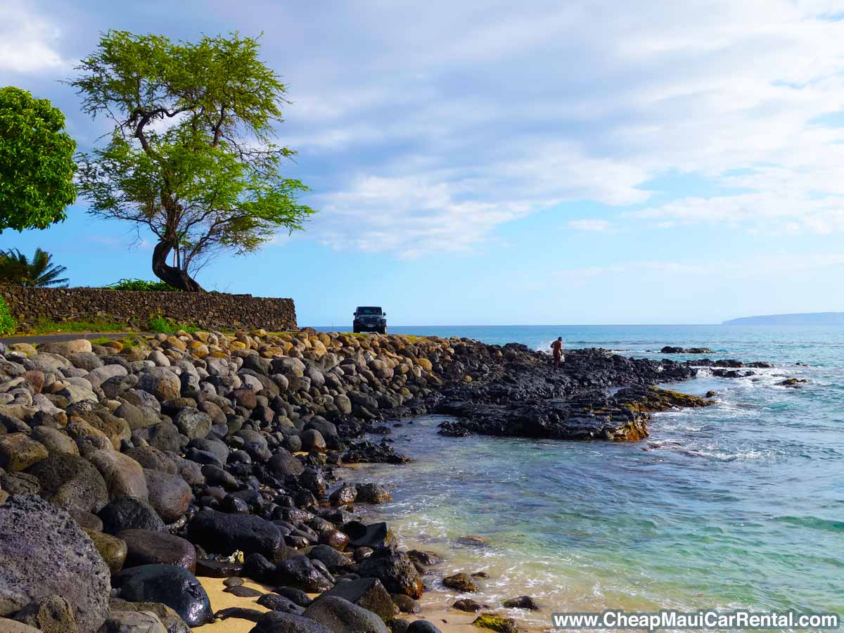 Fisherman and Jeep near Maui beach